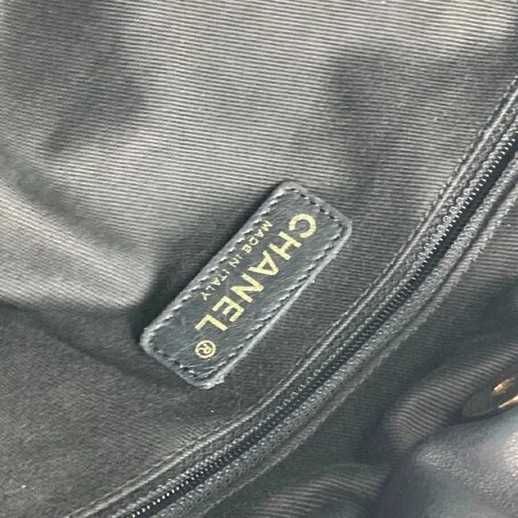 CHANEL Black Leather Logo Shoulder Bag - Picture 15 of 15